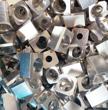 Mechanical lugs